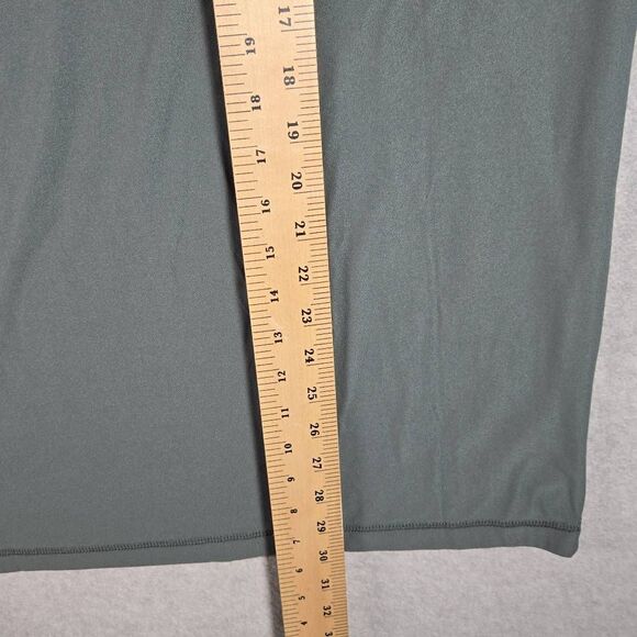 Vuori Strato Tech T-Shirt Mens Large Blue Performance Athleisure Gym Workout v12 - Picture 8 of 10